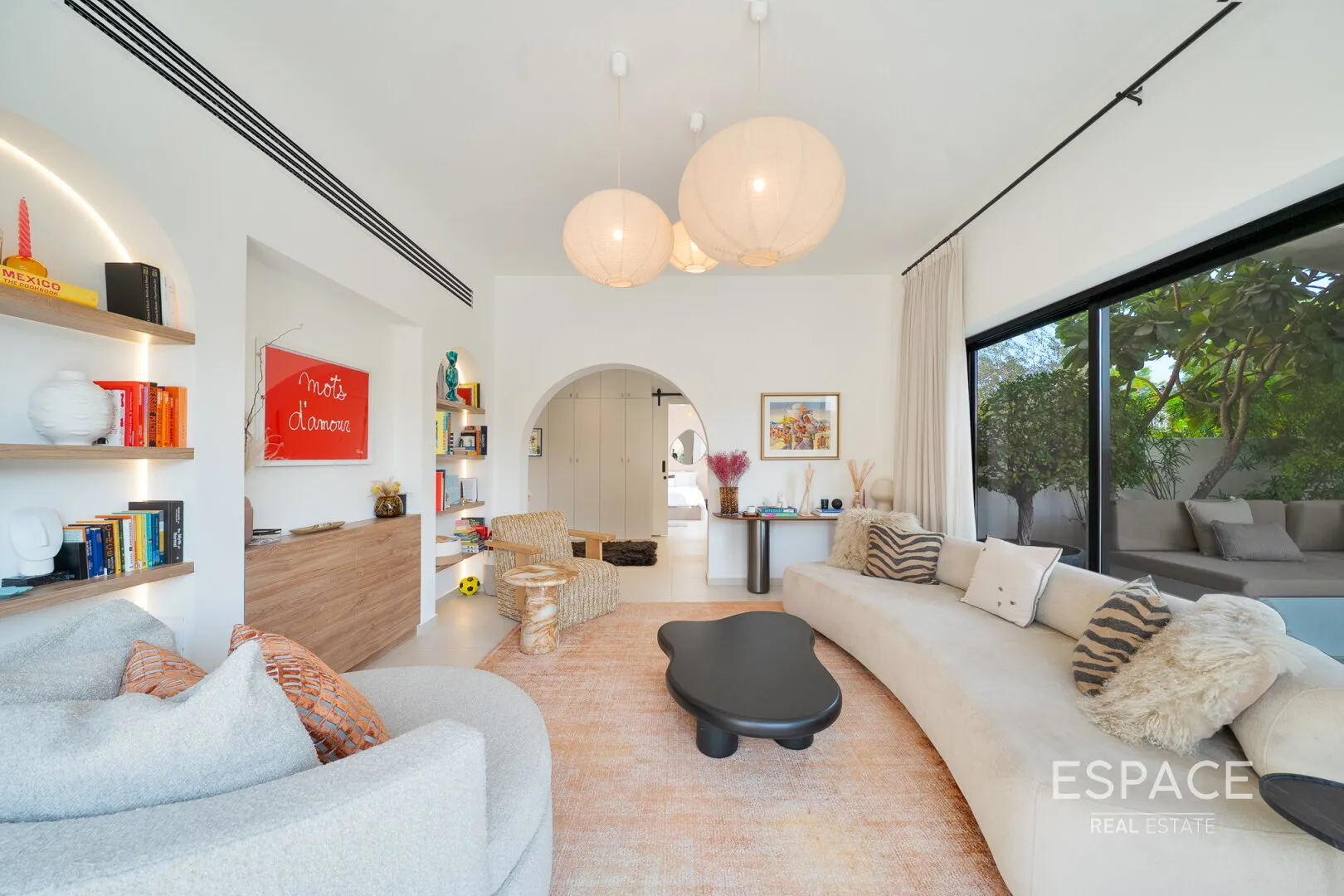 single static gallery