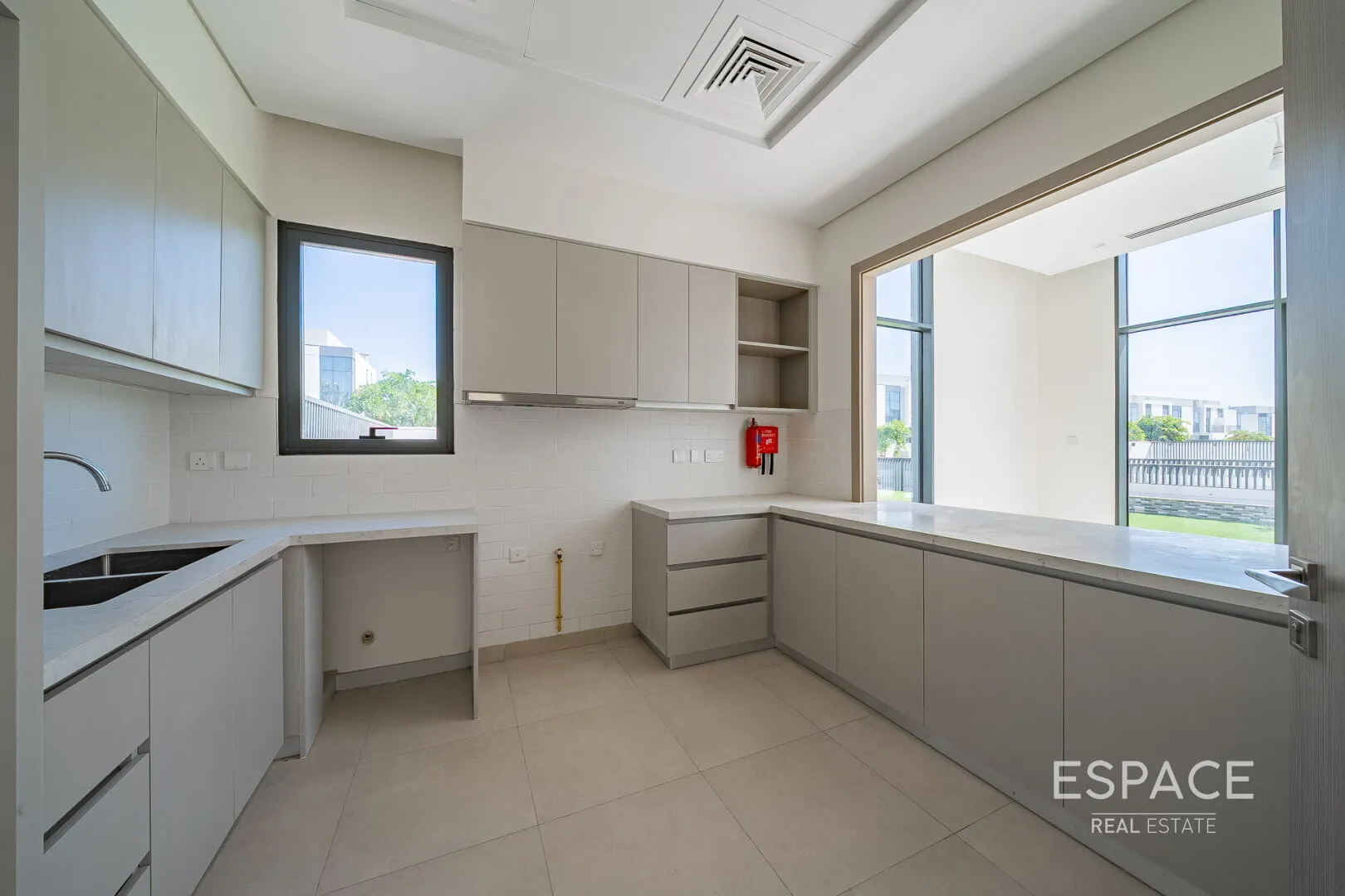 single static gallery