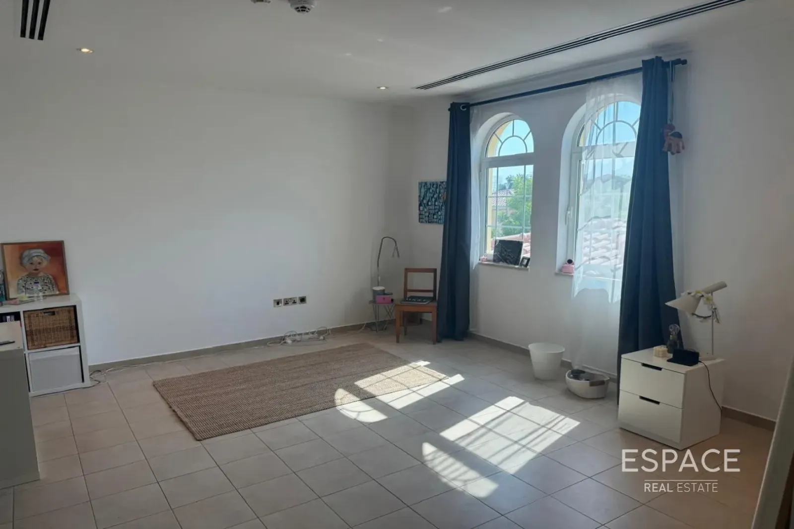 PropertiesGalleryCamera