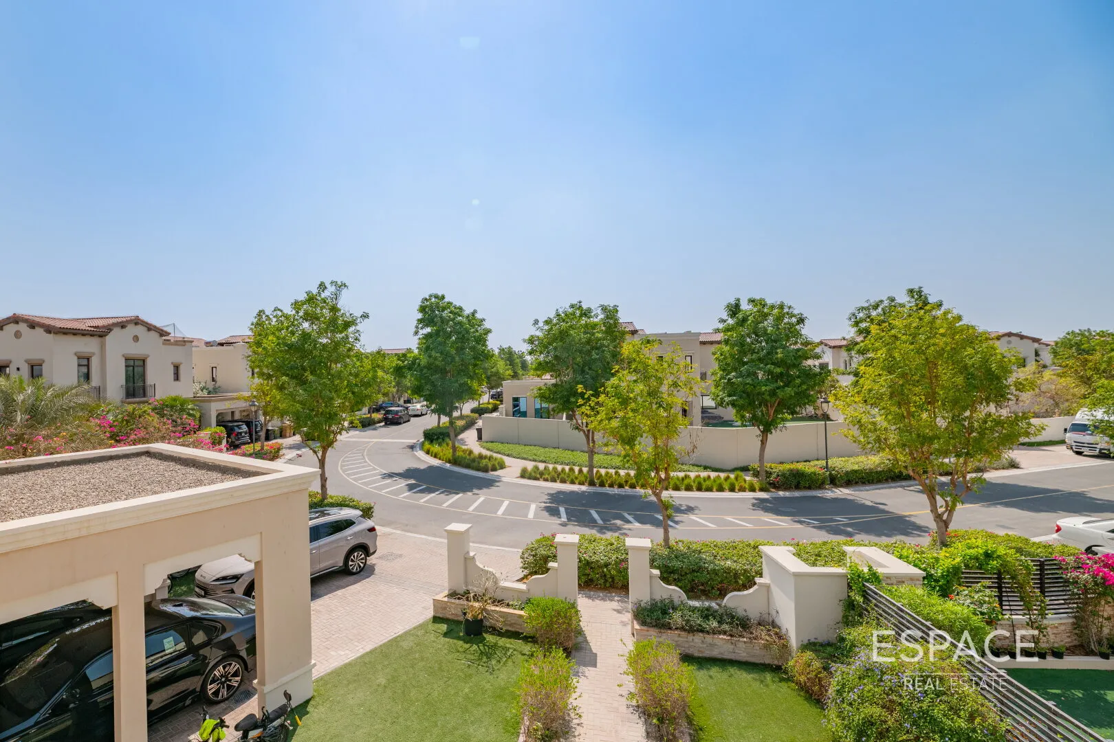 PropertiesGalleryCamera