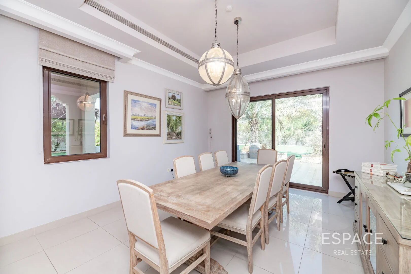 single static gallery