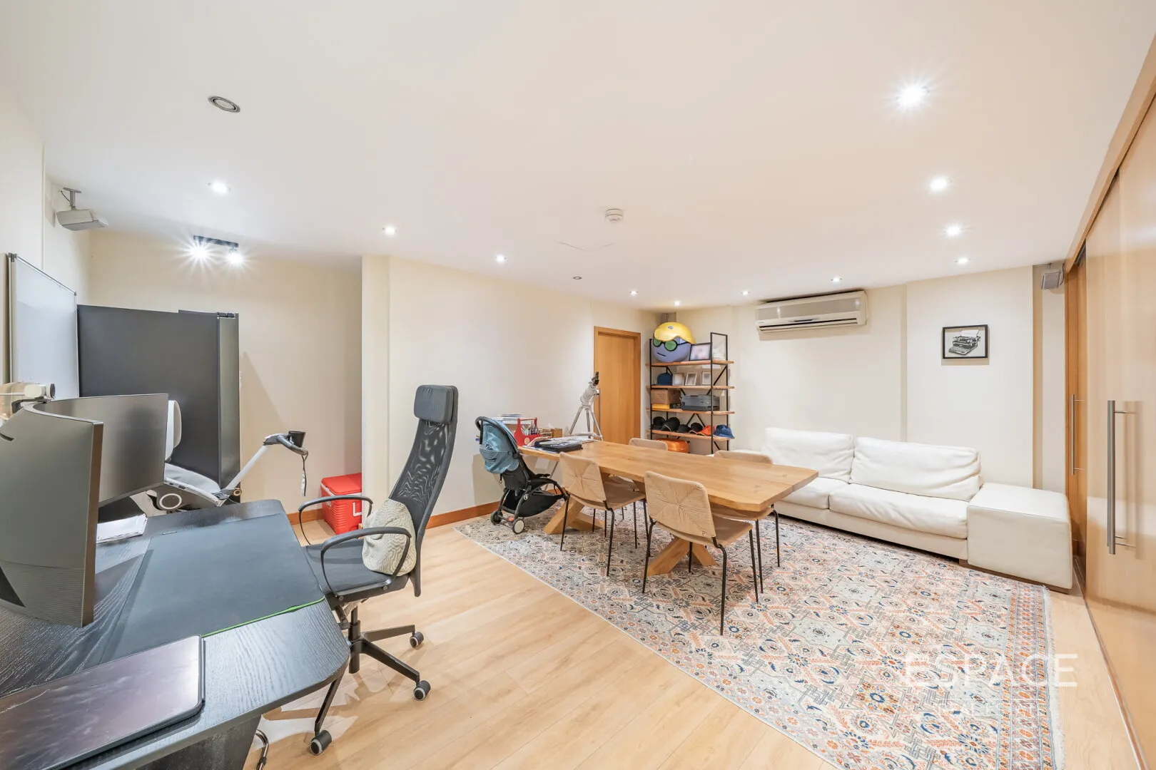 PropertiesGalleryCamera