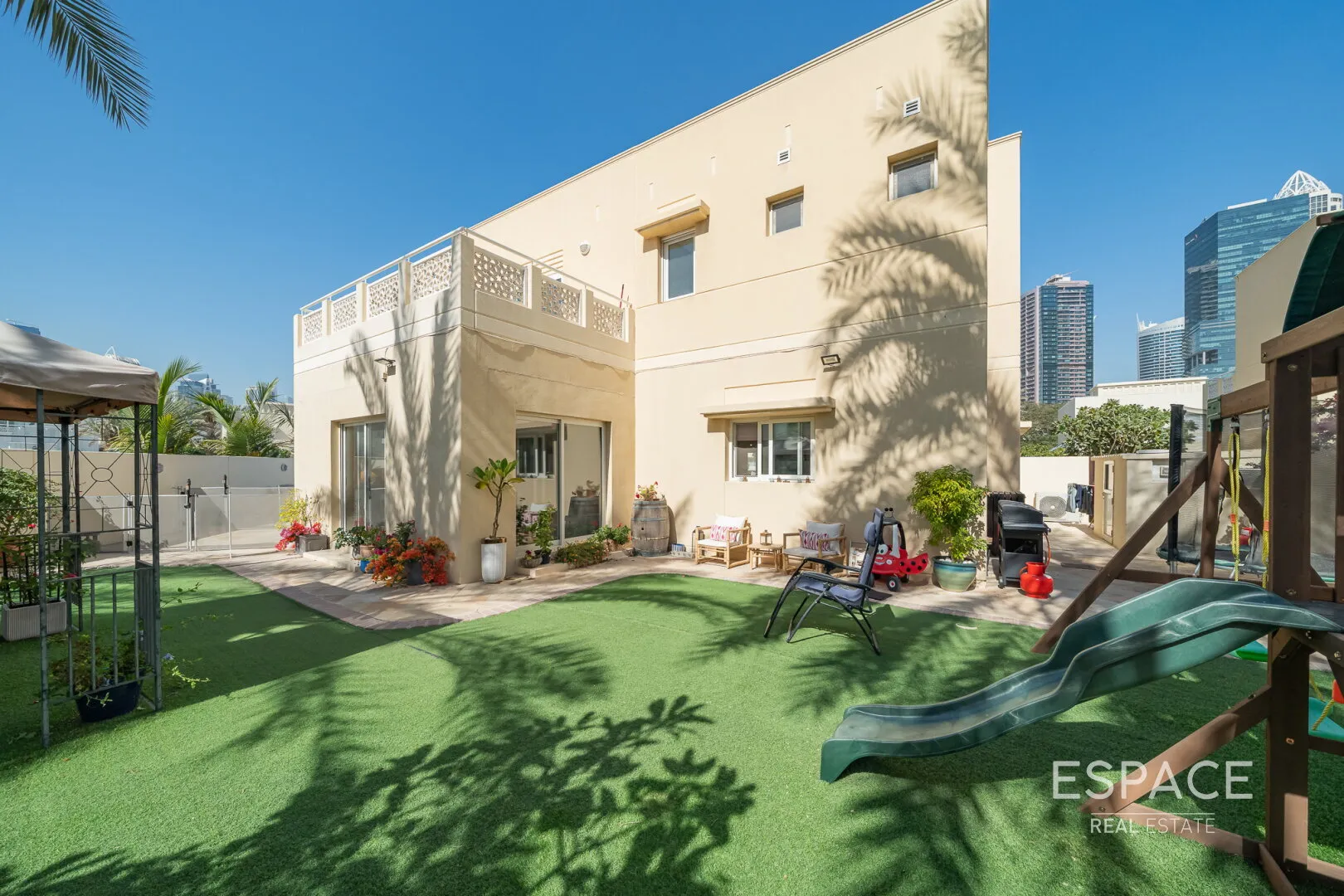 single static gallery