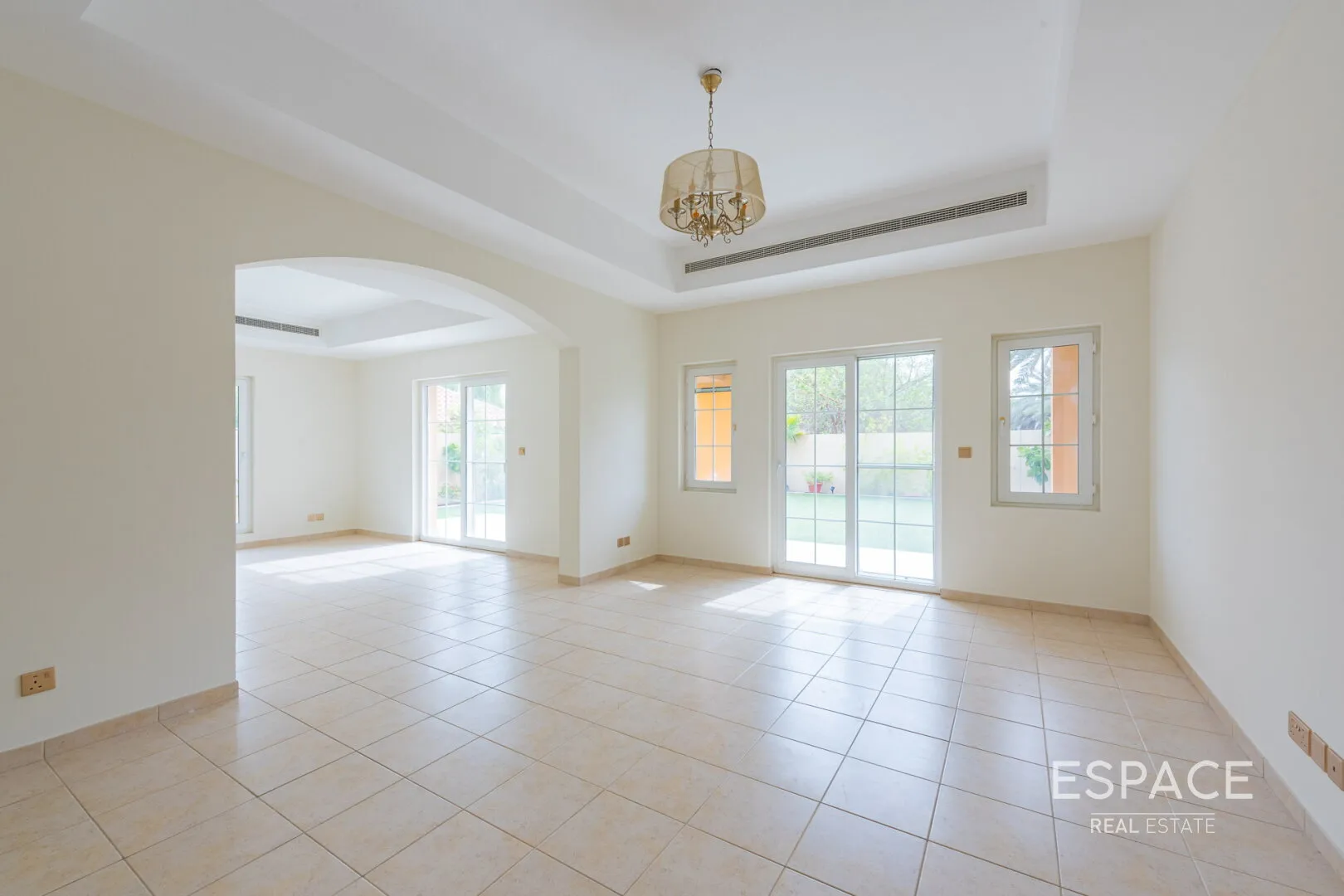 single static gallery