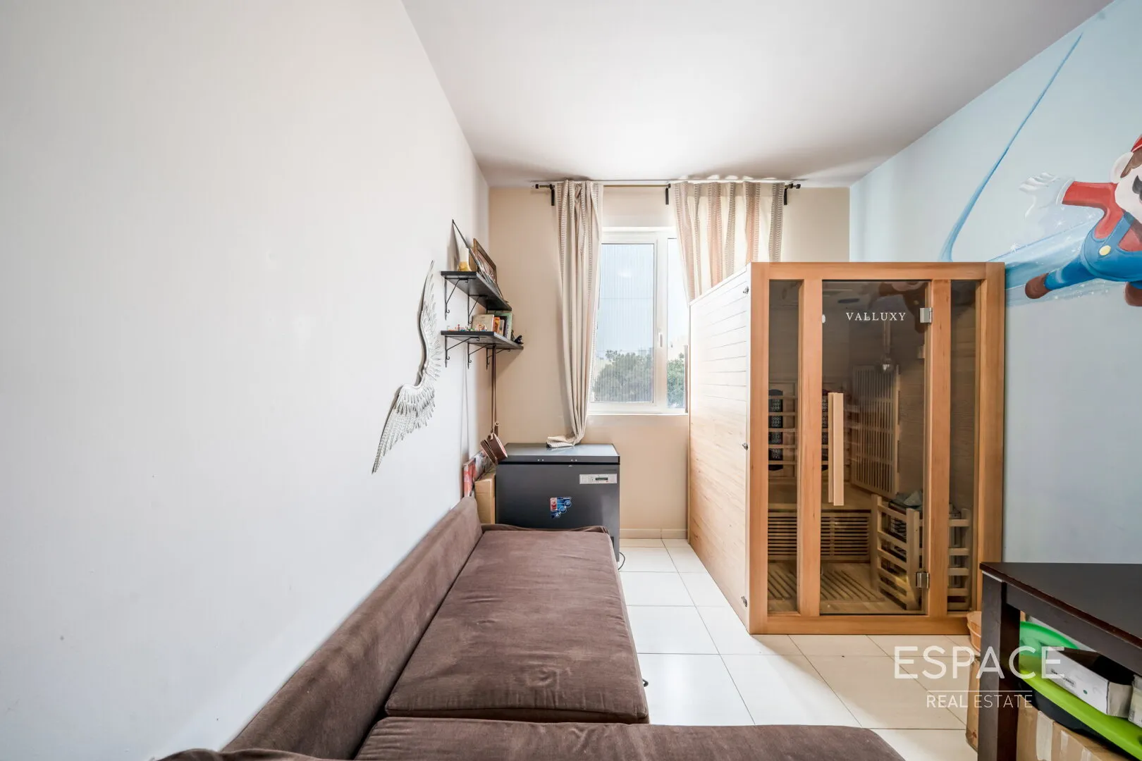 PropertiesGalleryCamera