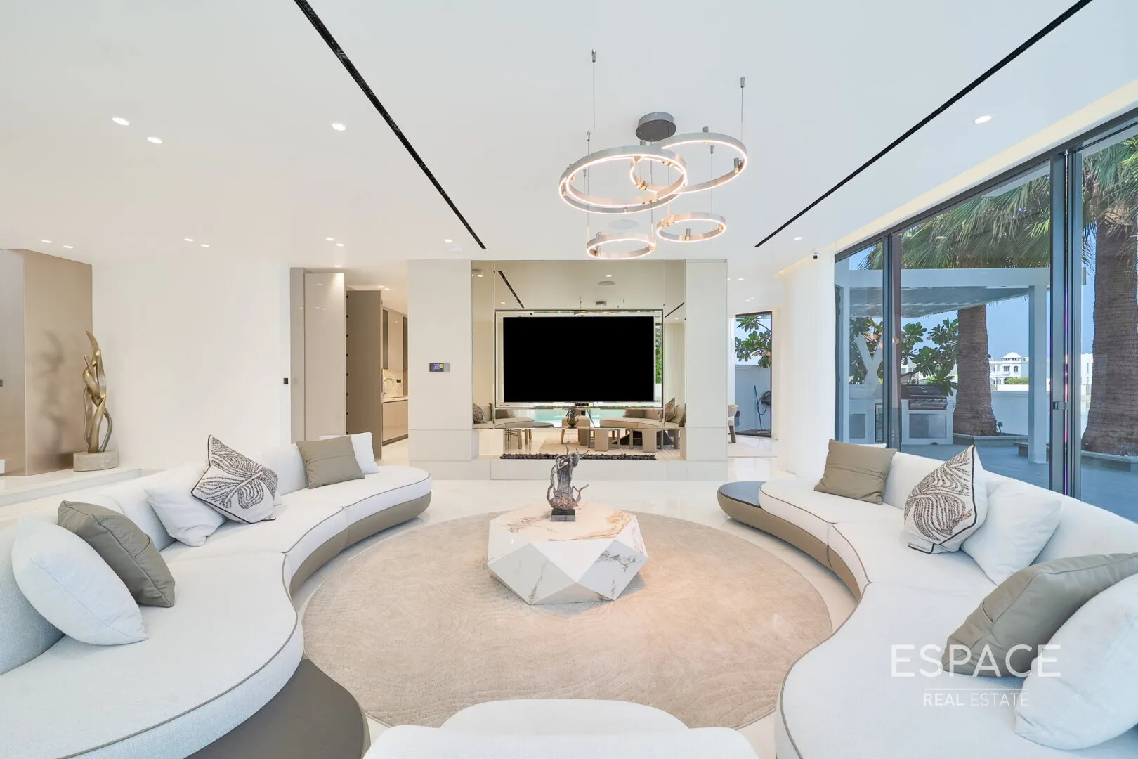 single static gallery