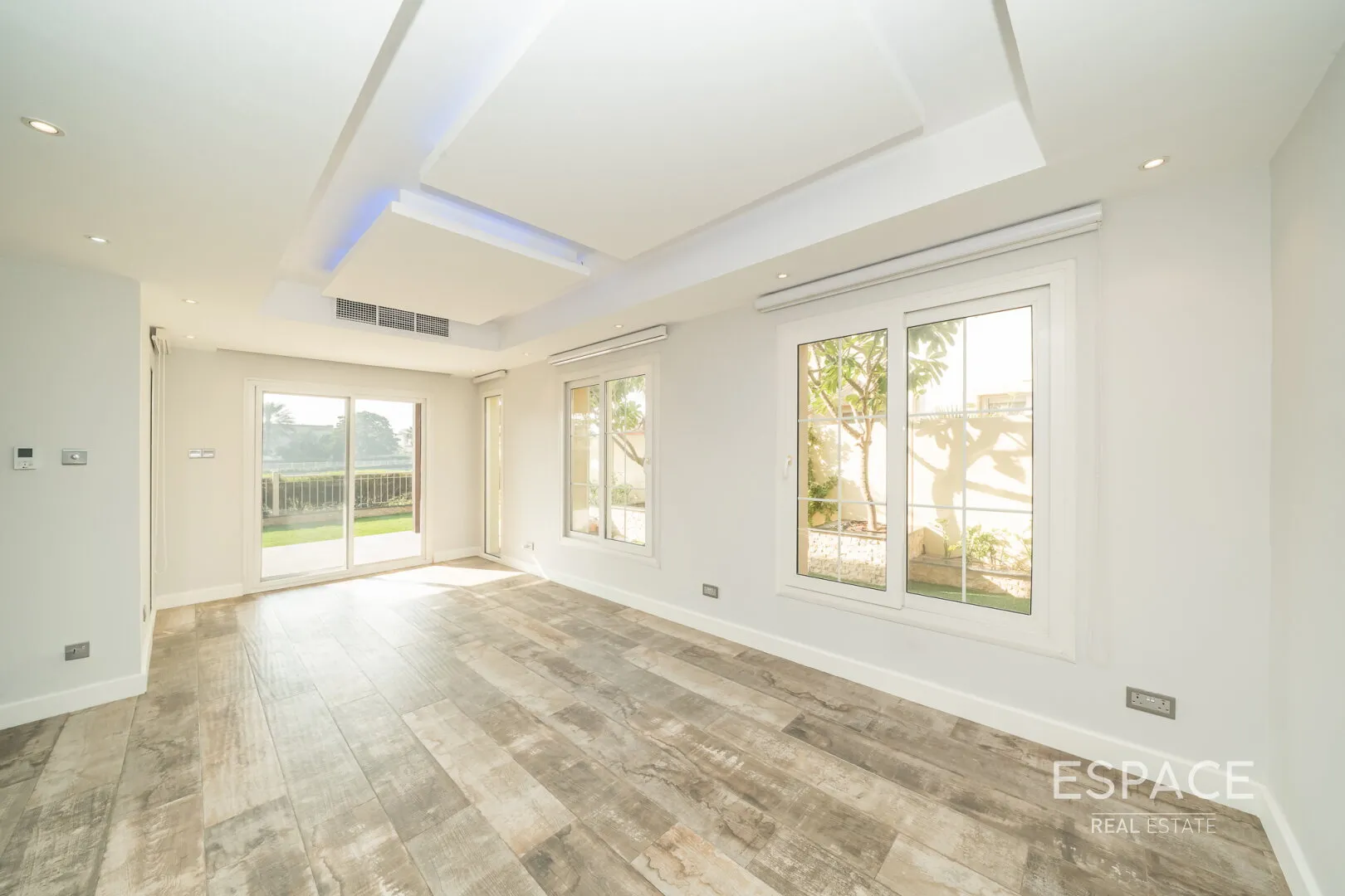 single static gallery