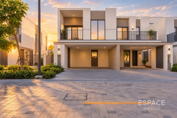 Aura Gardens, Tilal Al Ghaf, Dubai - Espace