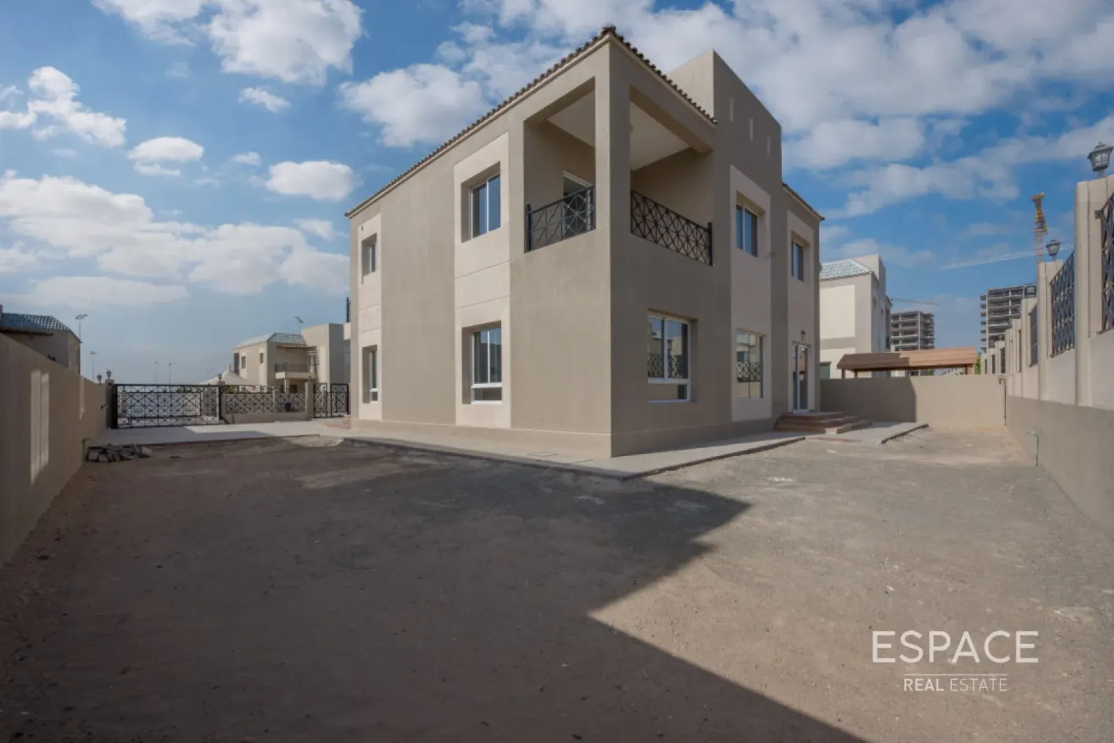 PropertiesGalleryCamera