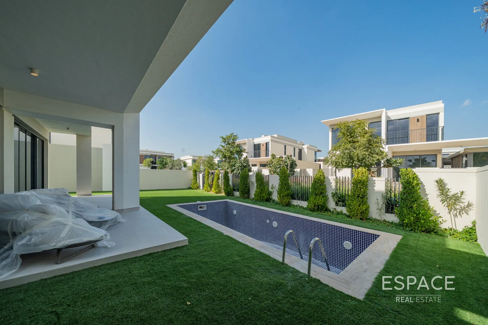 single static gallery