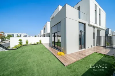 Murooj Al Furjan - West Phase 2, Al Furjan, Dubai - Espace