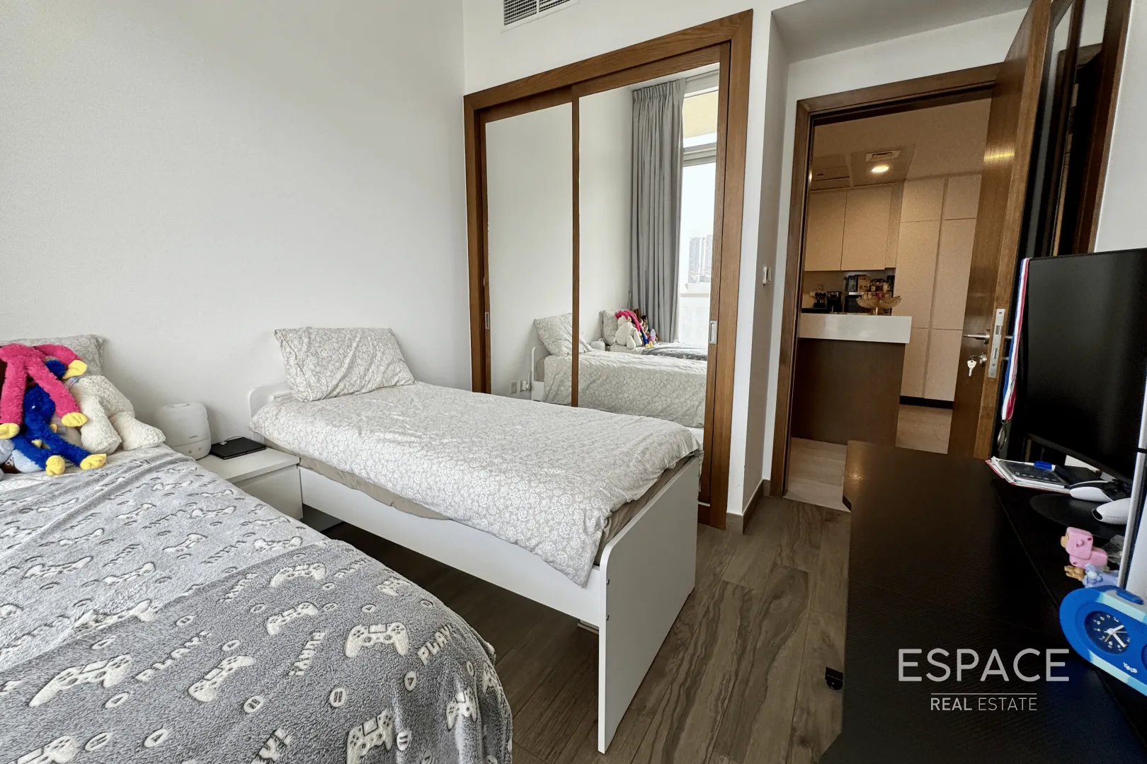 PropertiesGalleryCamera