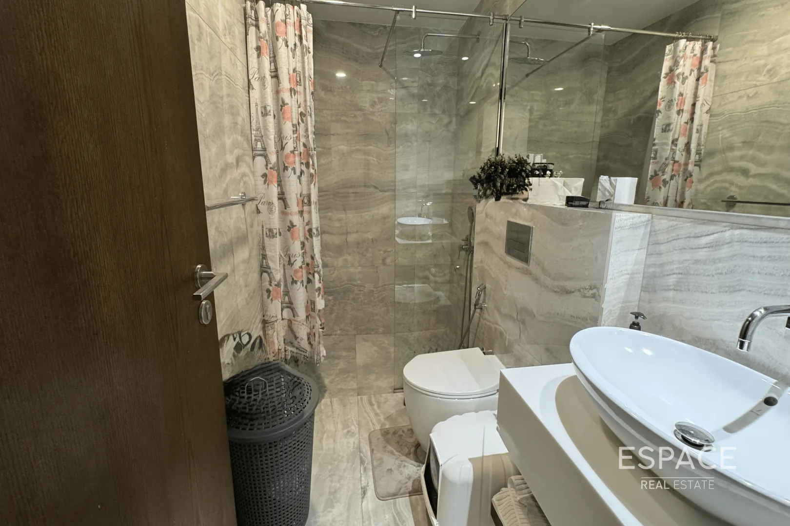 PropertiesGalleryCamera