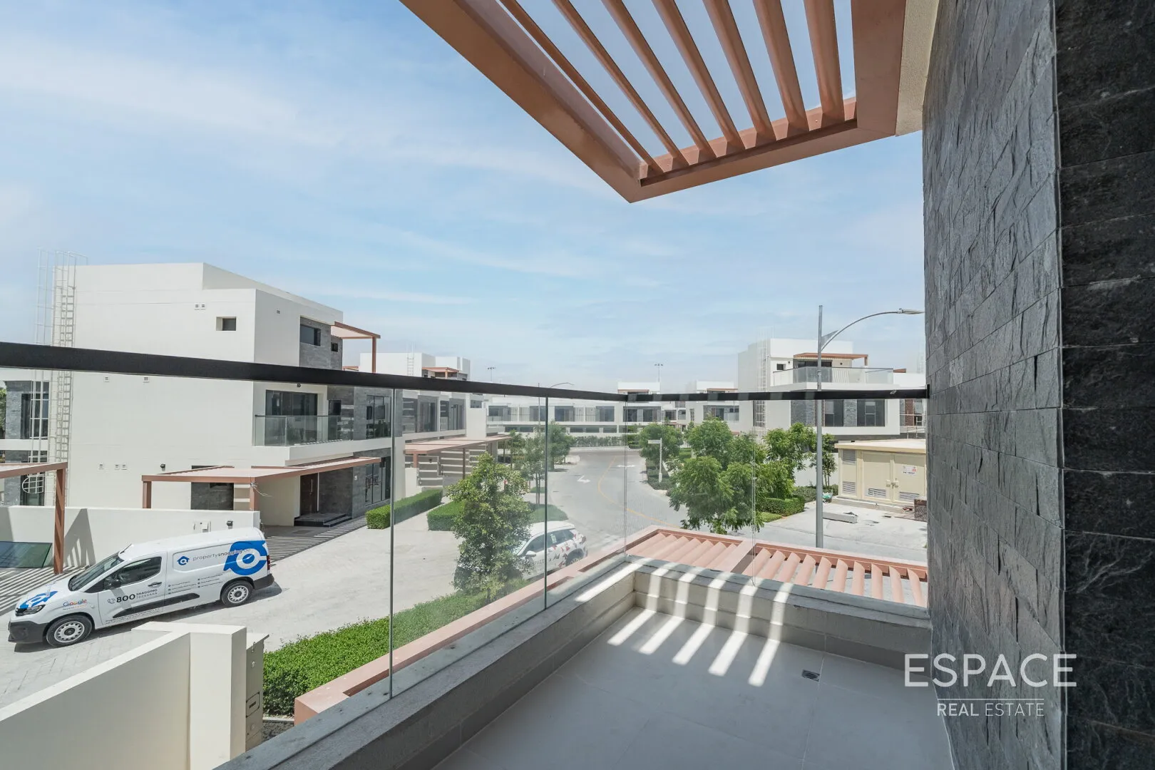 PropertiesGalleryCamera