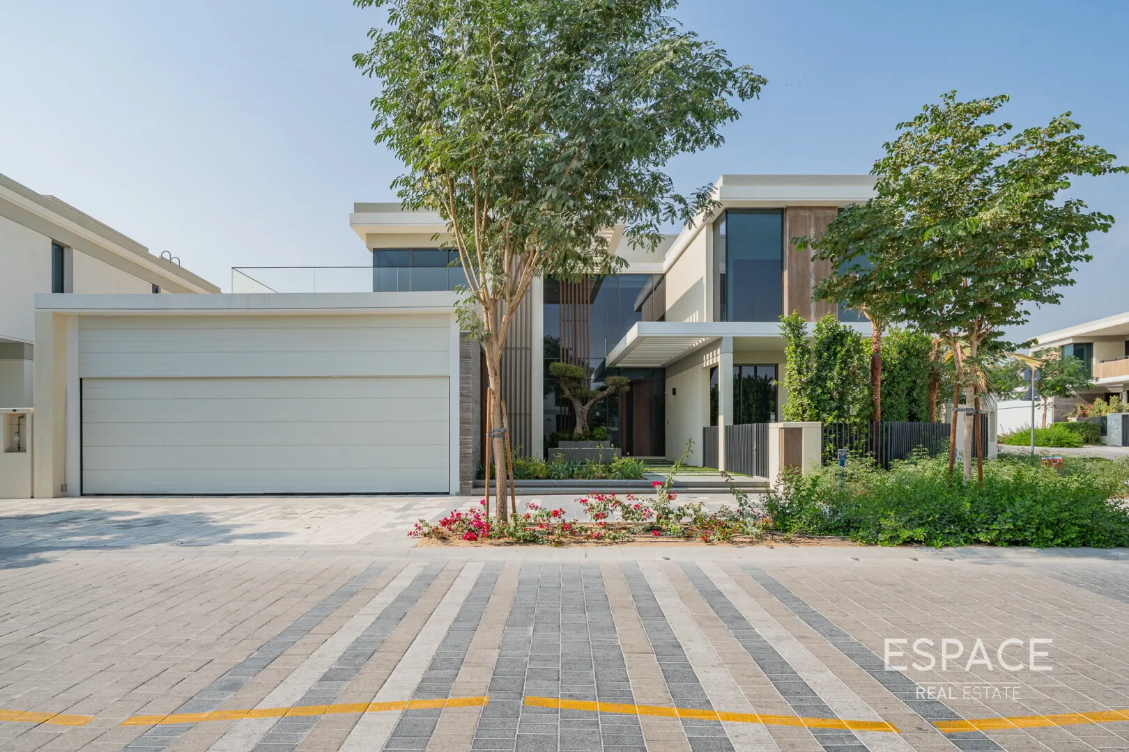 PropertiesGalleryCamera