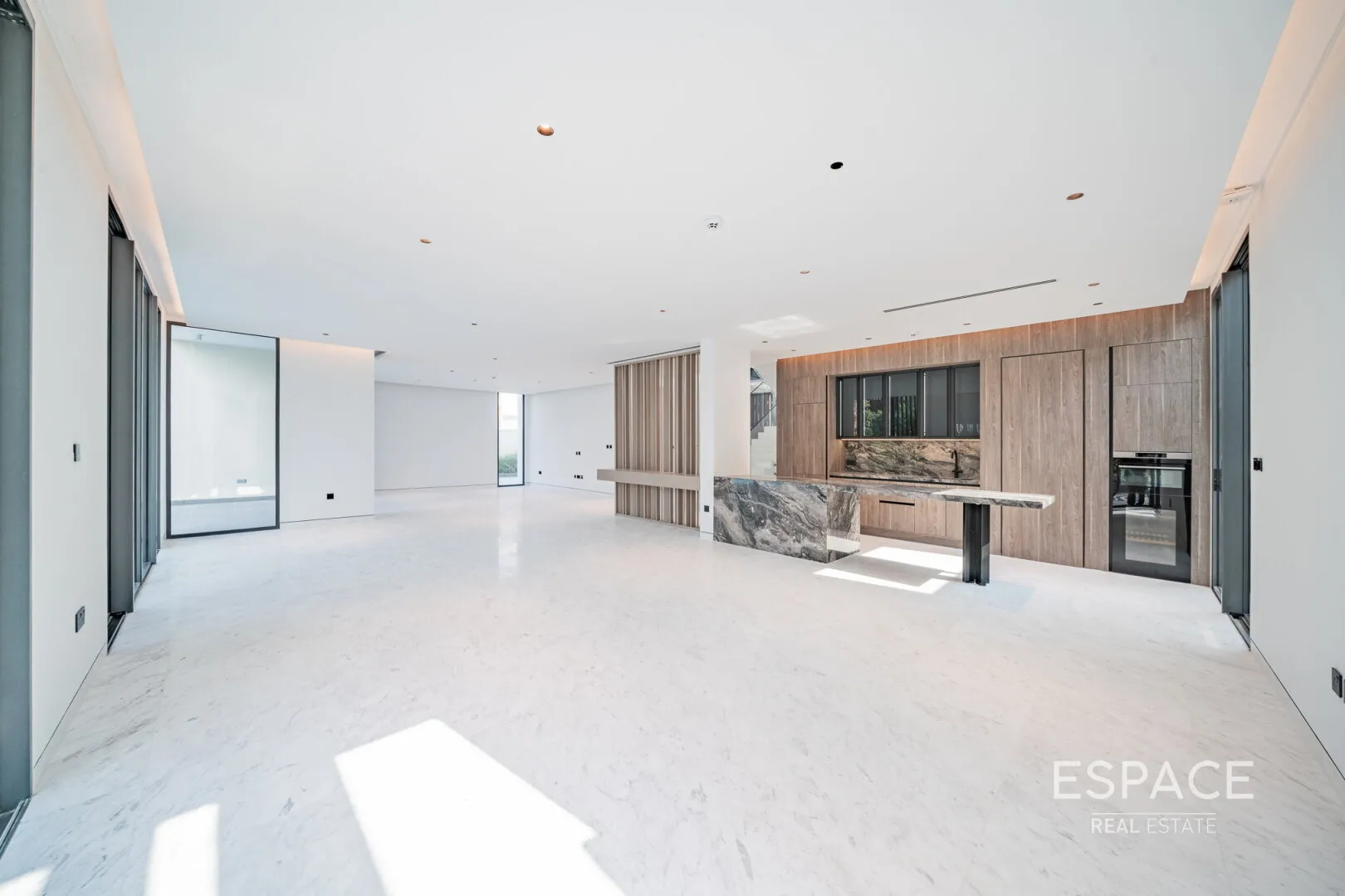 single static gallery