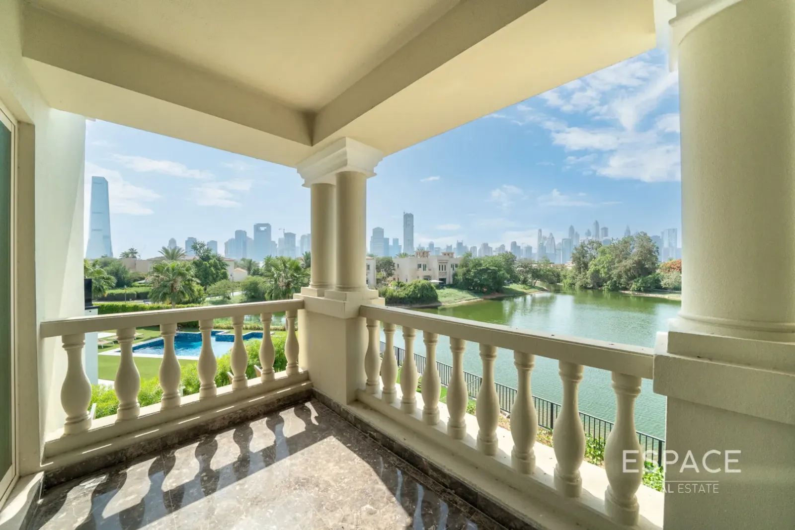 PropertiesGalleryCamera