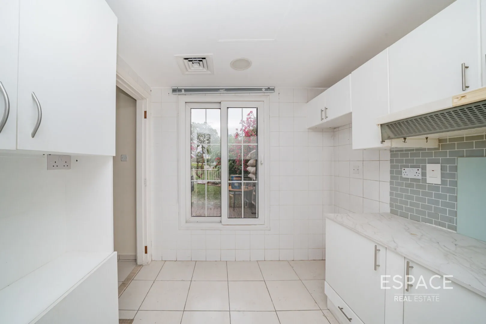 single static gallery