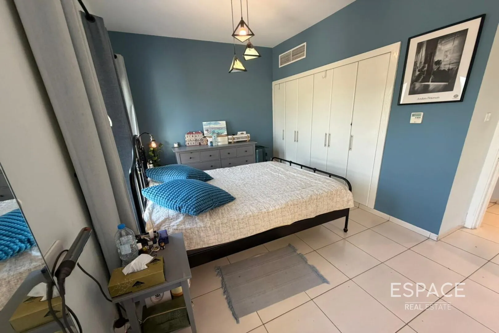 PropertiesGalleryCamera