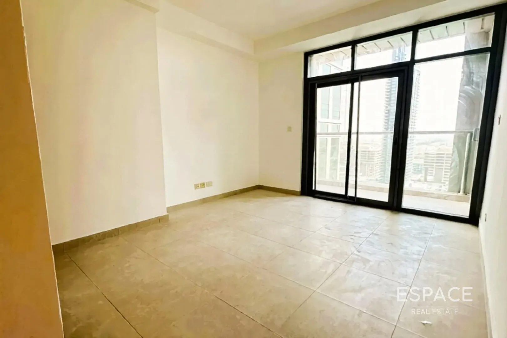 single static gallery