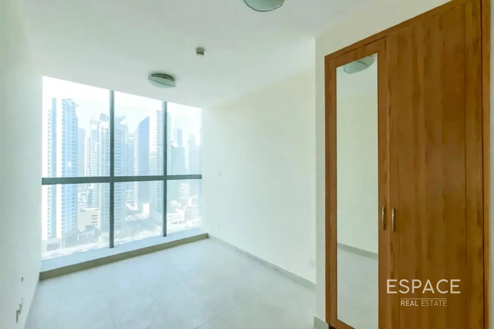 single static gallery