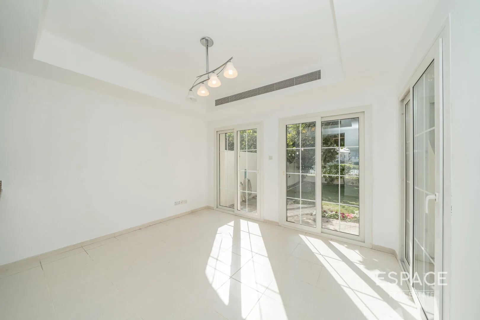 single static gallery