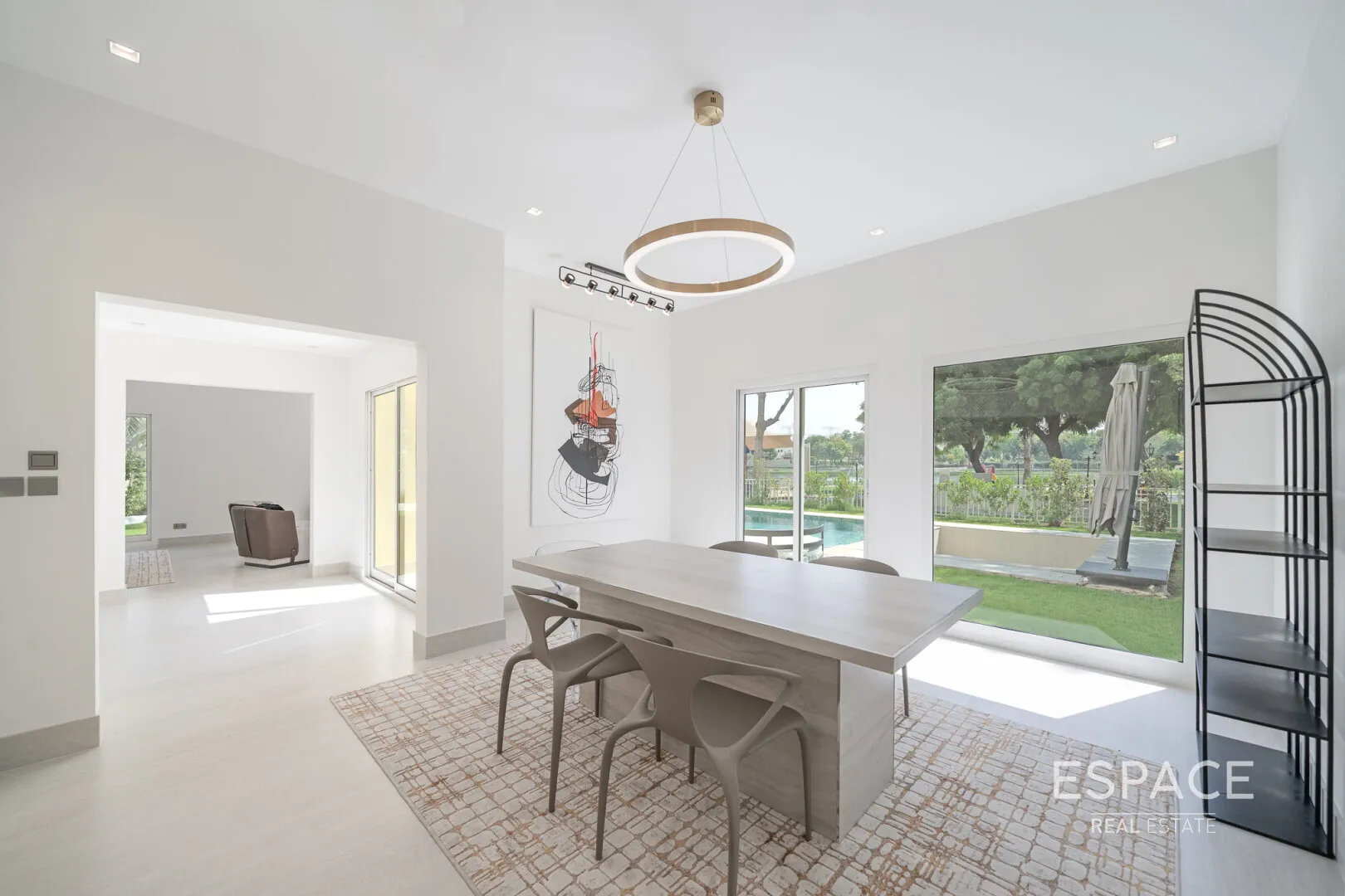 single static gallery