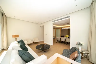 Meadows 5, Meadows, Dubai - Espace