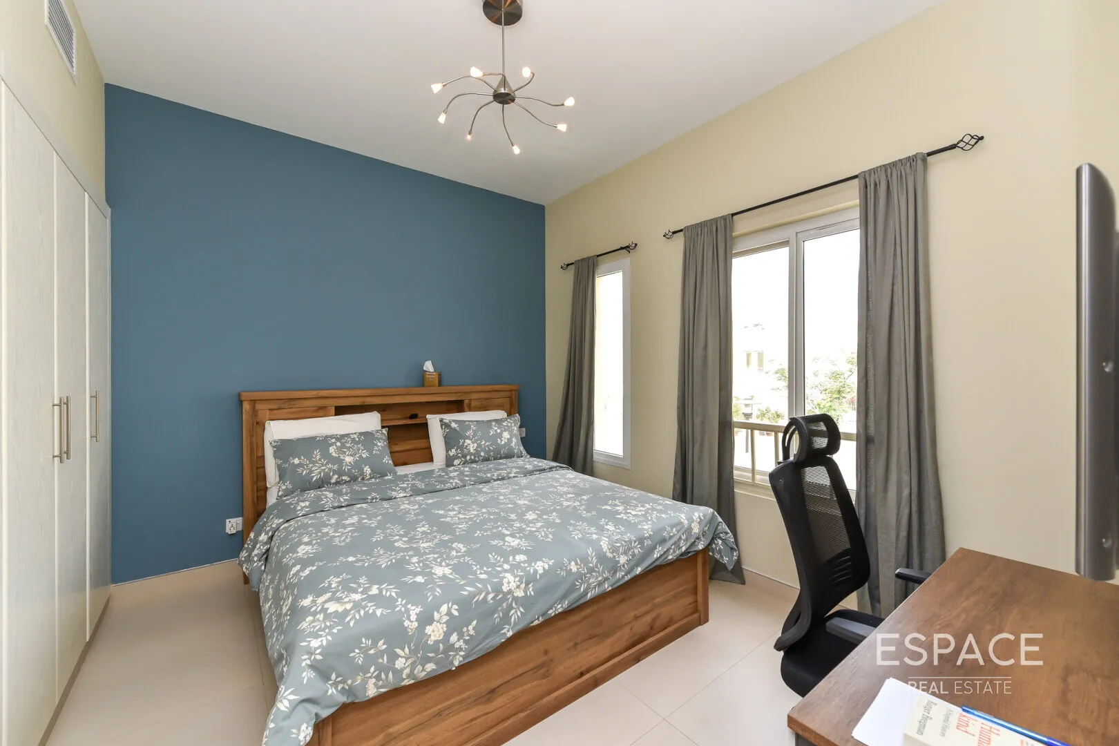 PropertiesGalleryCamera