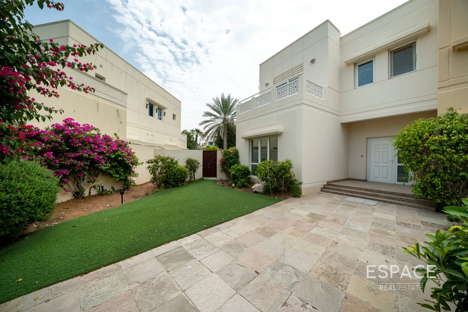 PropertiesGalleryCamera
