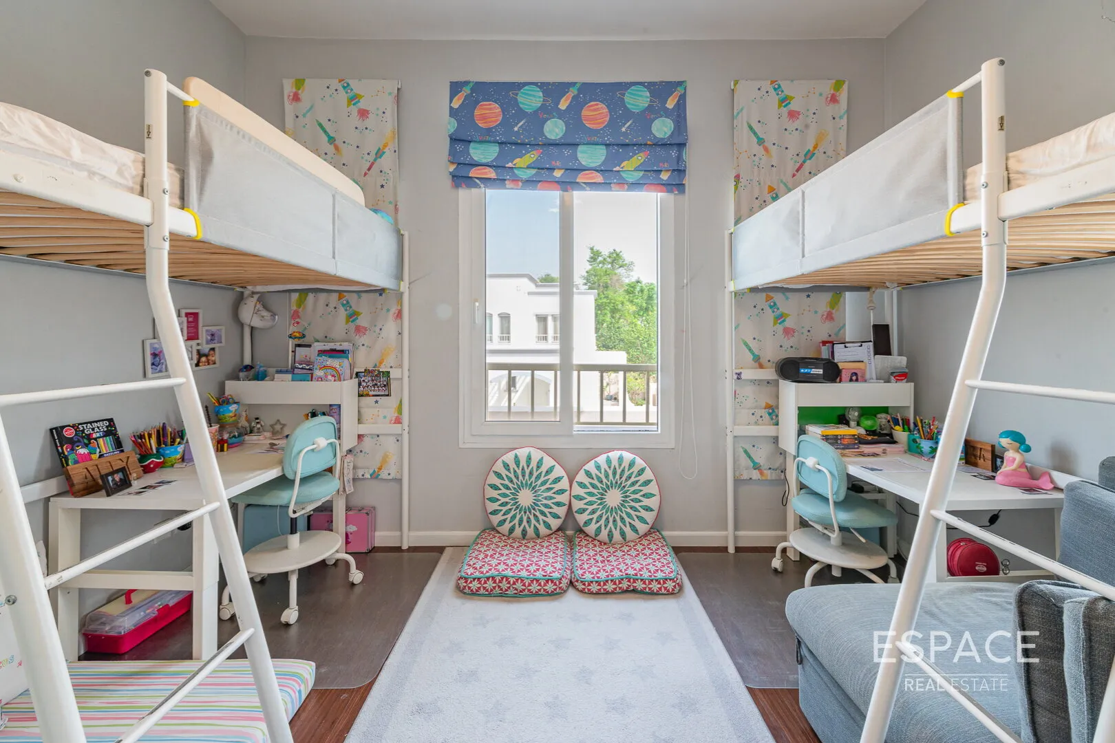 PropertiesGalleryCamera