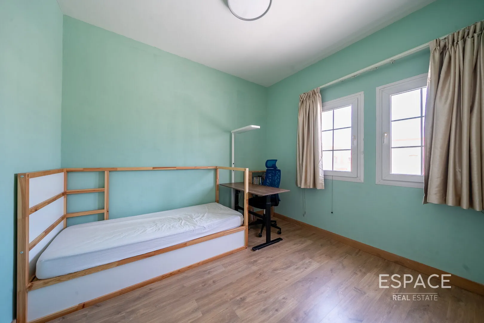 PropertiesGalleryCamera