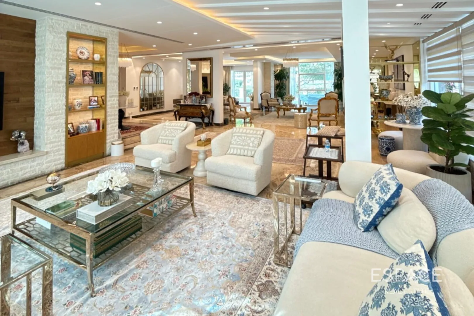 single static gallery