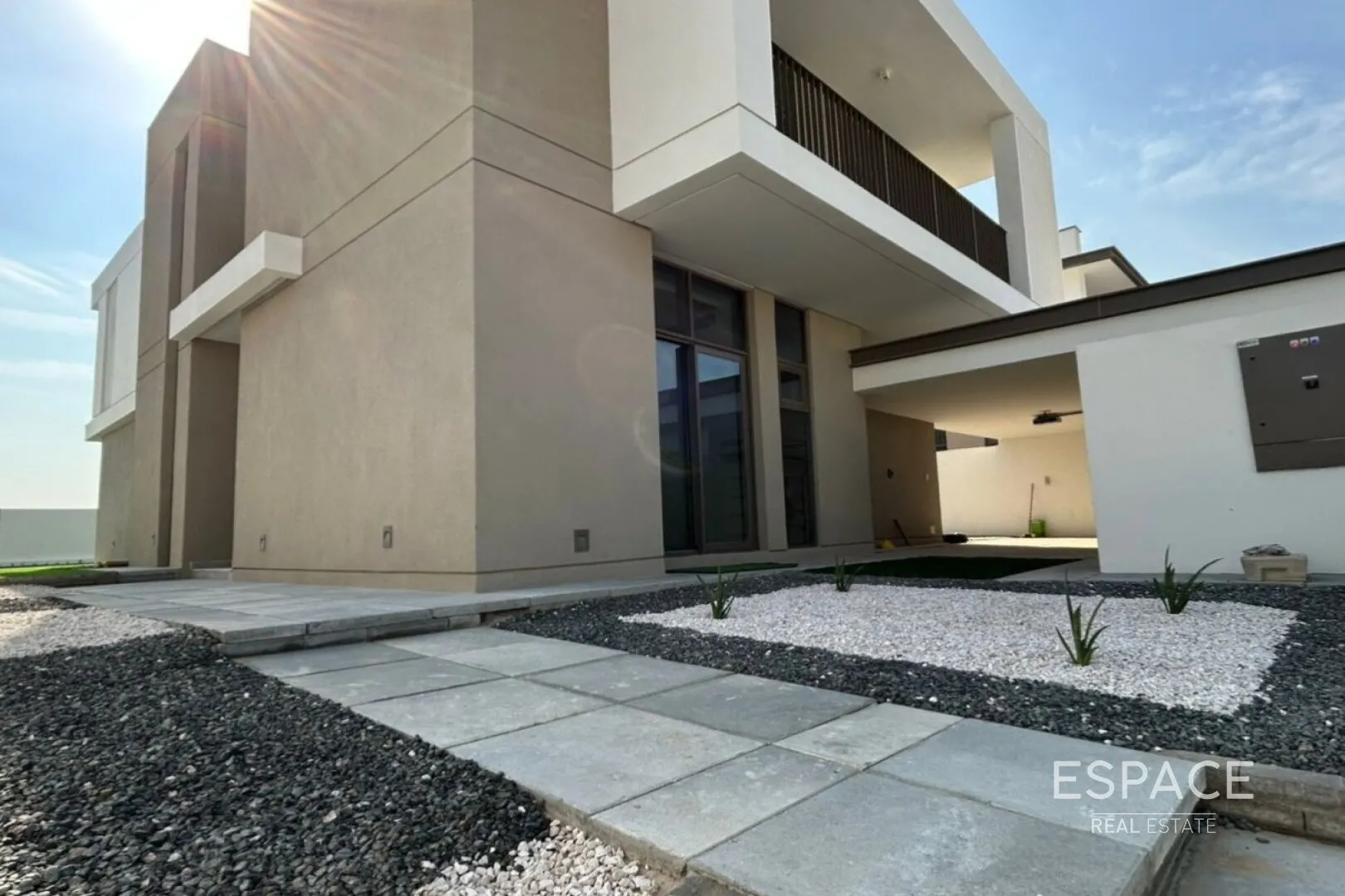 single static gallery