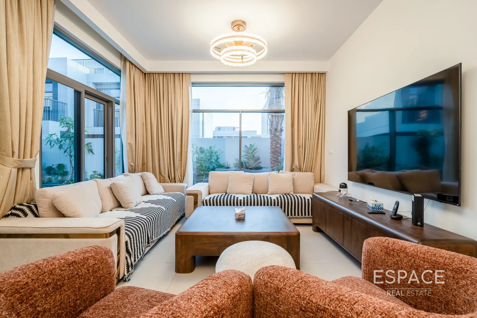 single static gallery