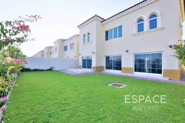 Legacy, Jumeirah Park, Dubai - Espace