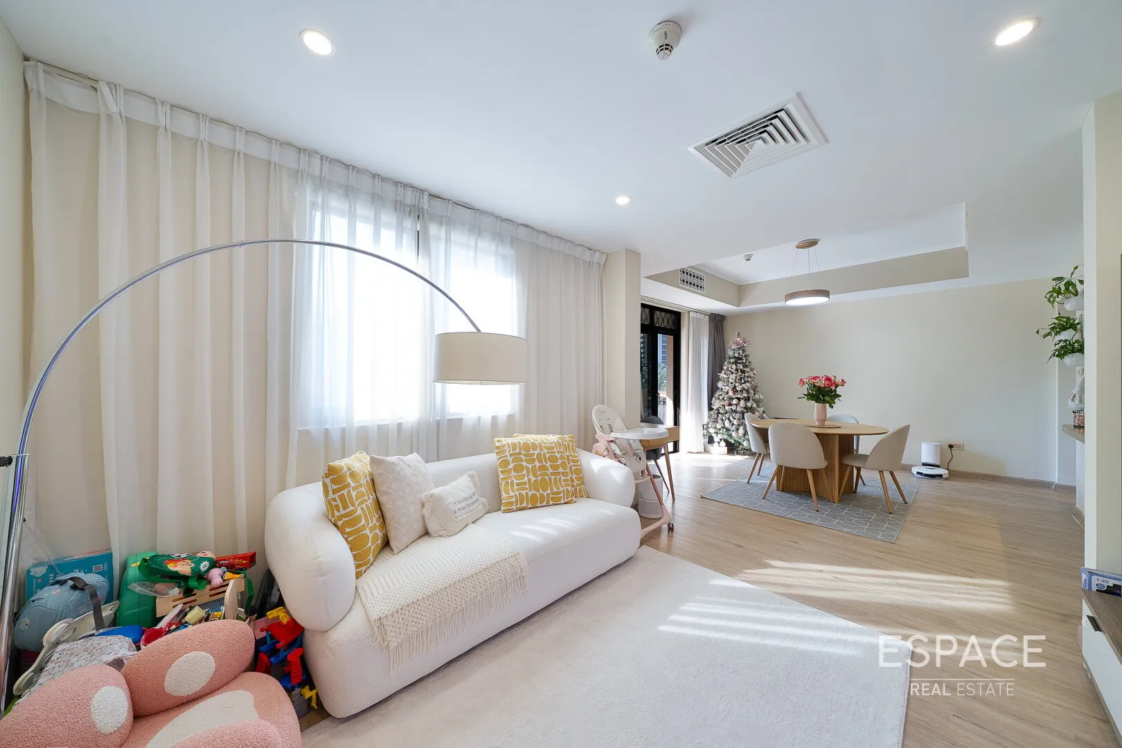 single static gallery