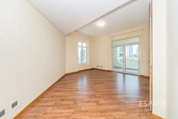 single static gallery
