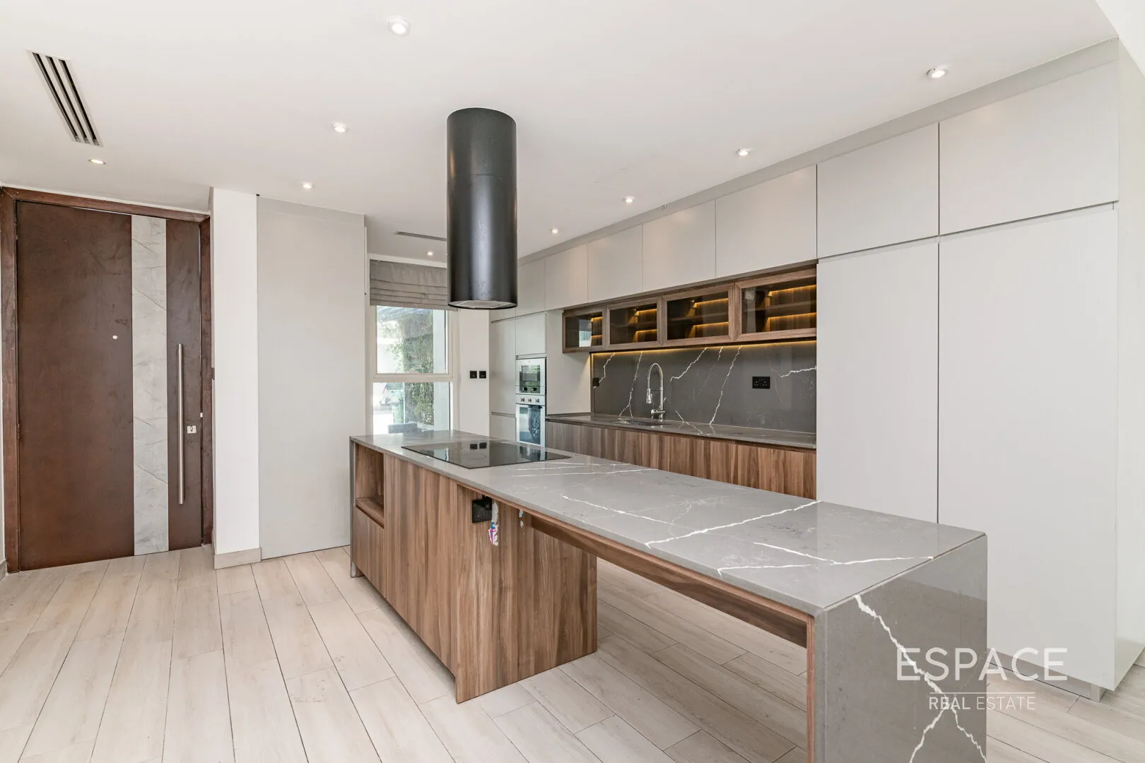 single static gallery