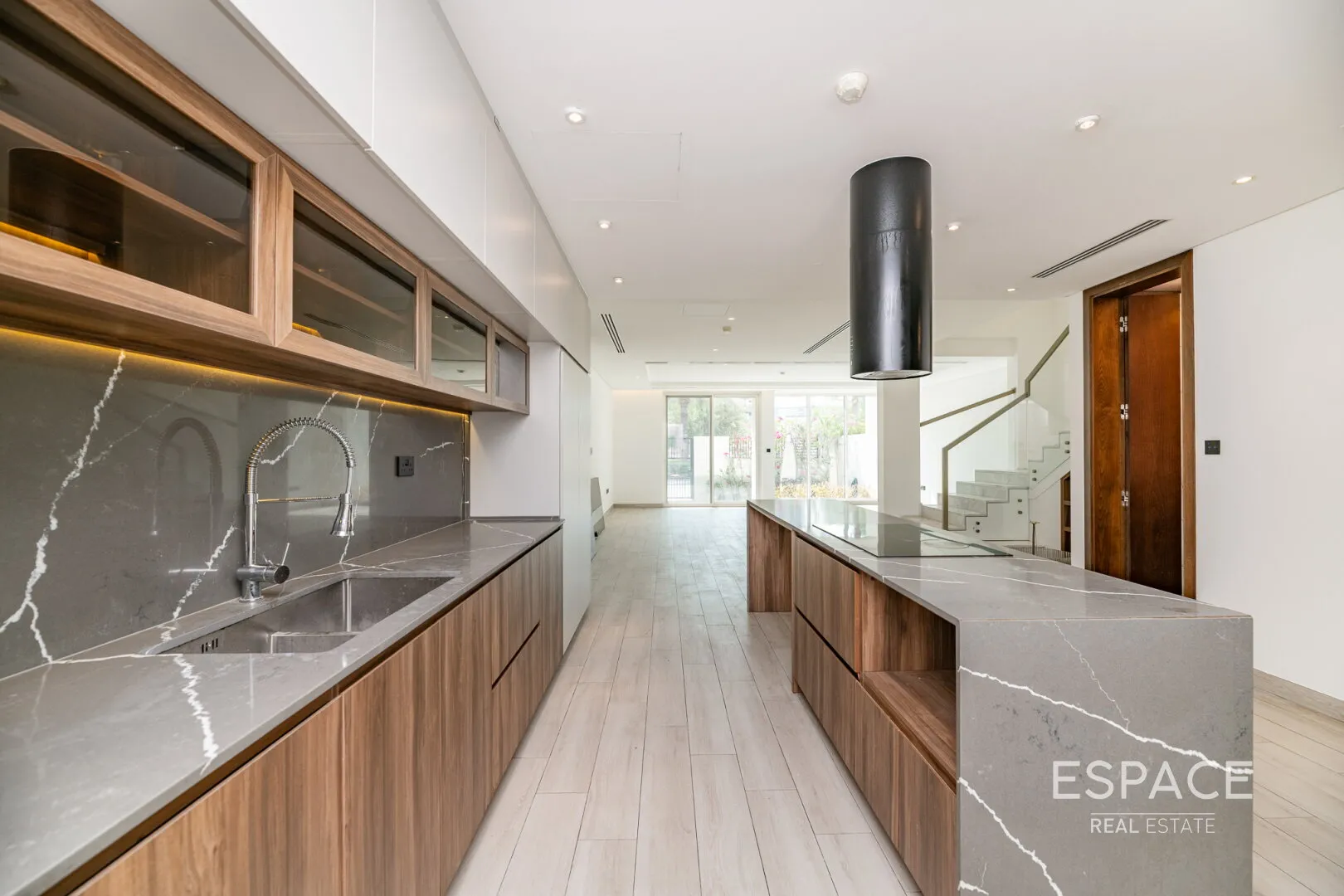 single static gallery