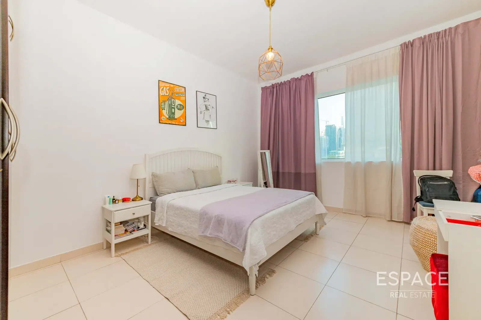 PropertiesGalleryCamera