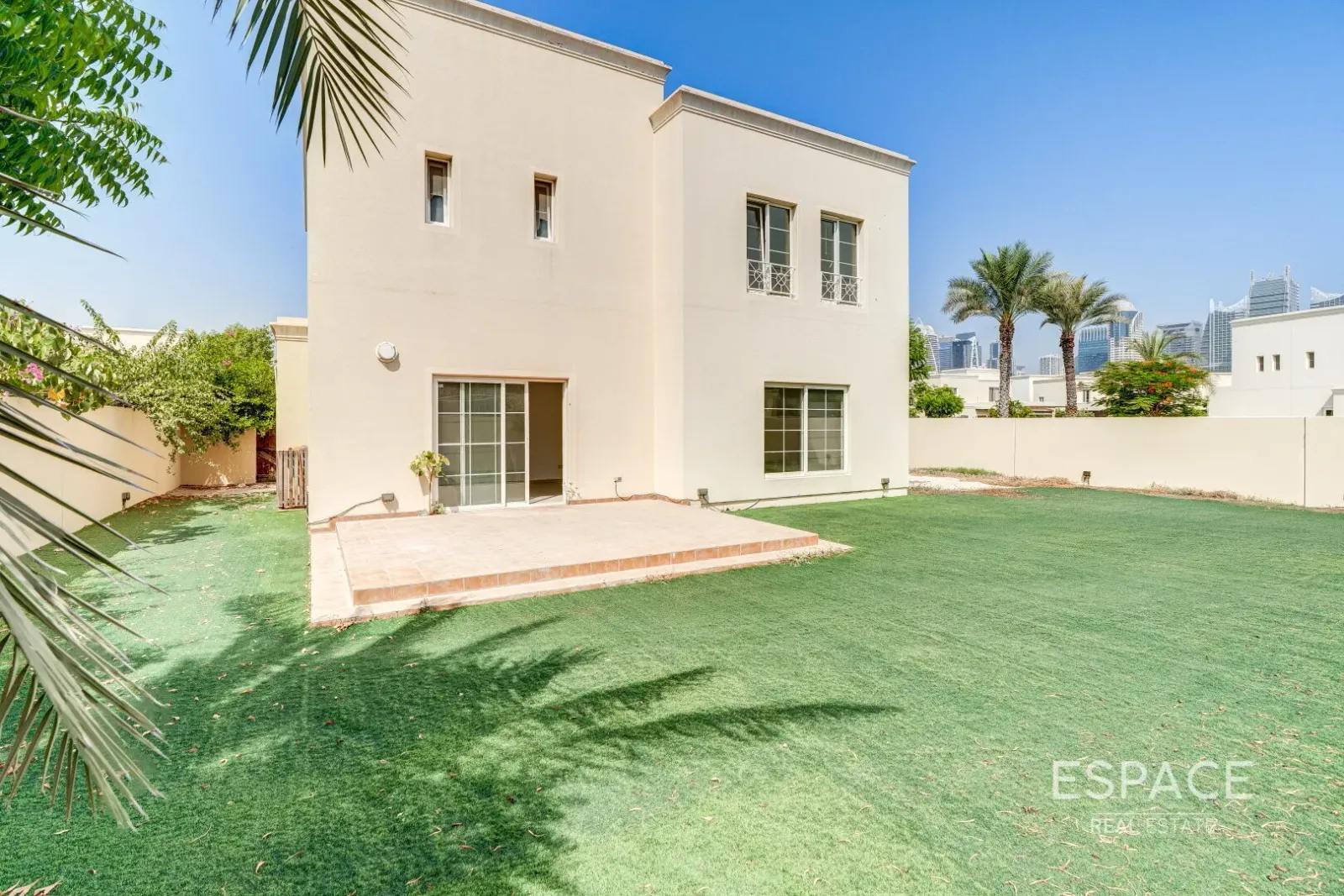 PropertiesGalleryCamera