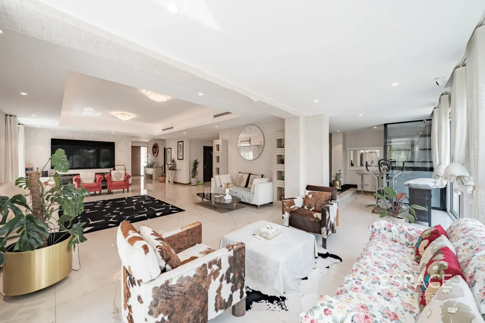 PropertiesGalleryCamera