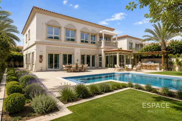 Jumeirah Village Triangle, Jumeirah Village Triangle, Dubai - Espace