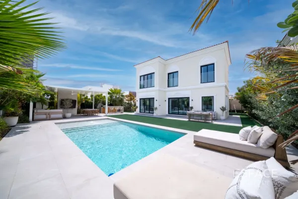 Jumeirah Village Triangle, Jumeirah Village Triangle, Dubai - Espace