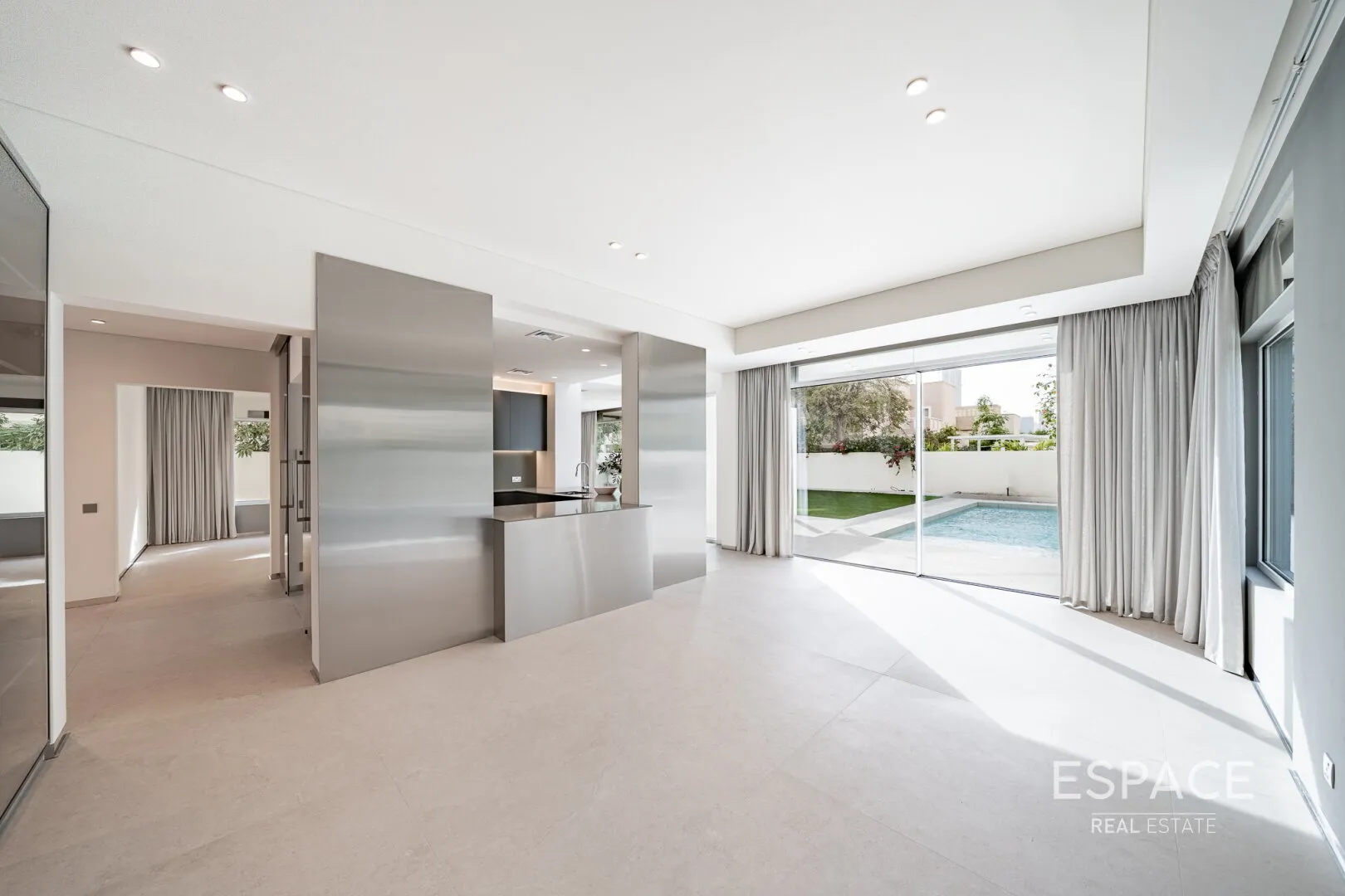 single static gallery