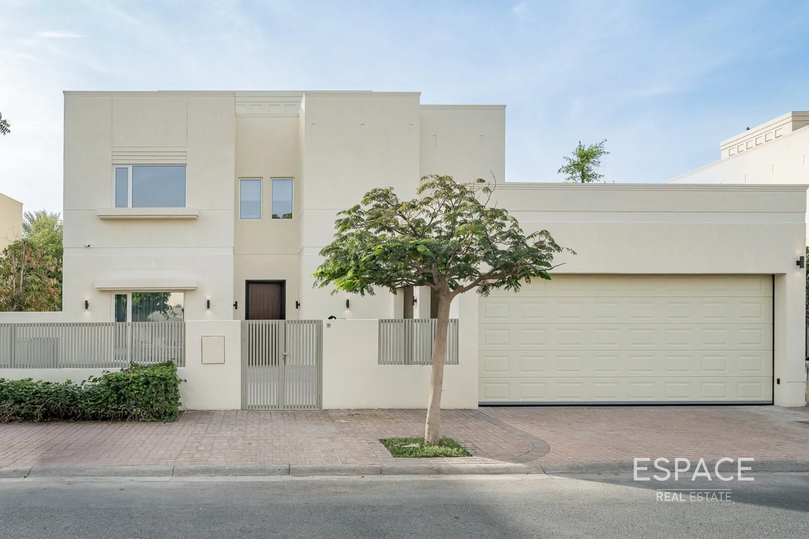 PropertiesGalleryCamera