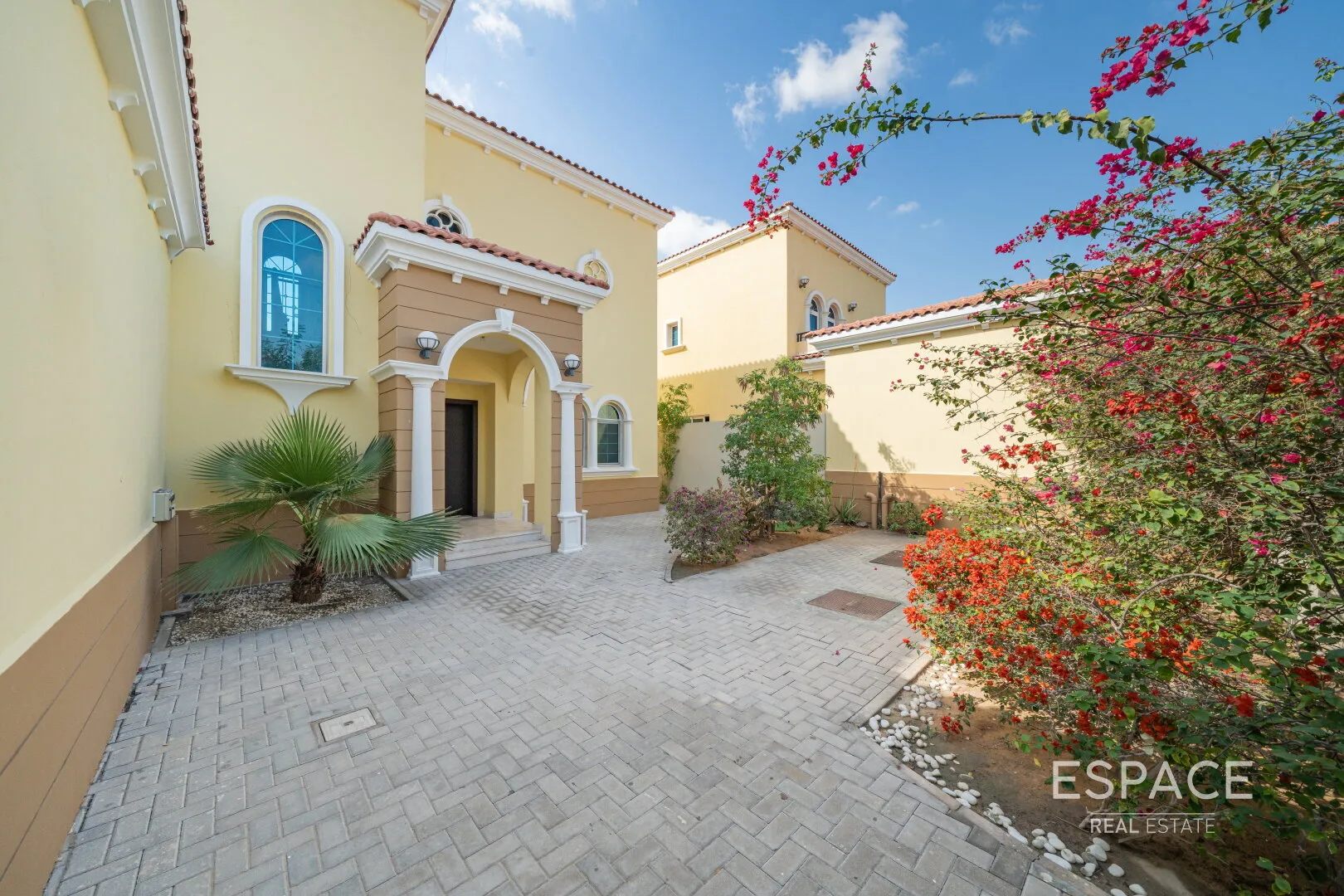 single static gallery