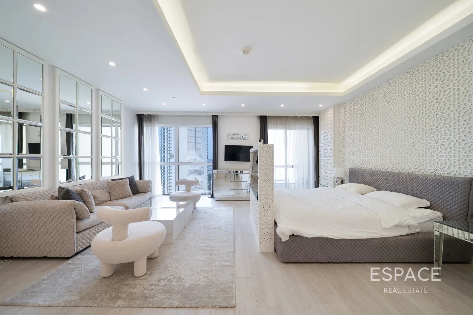 single static gallery