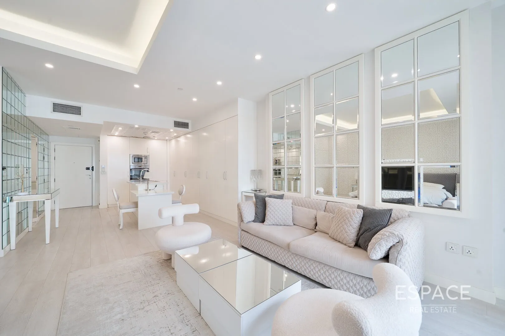 single static gallery